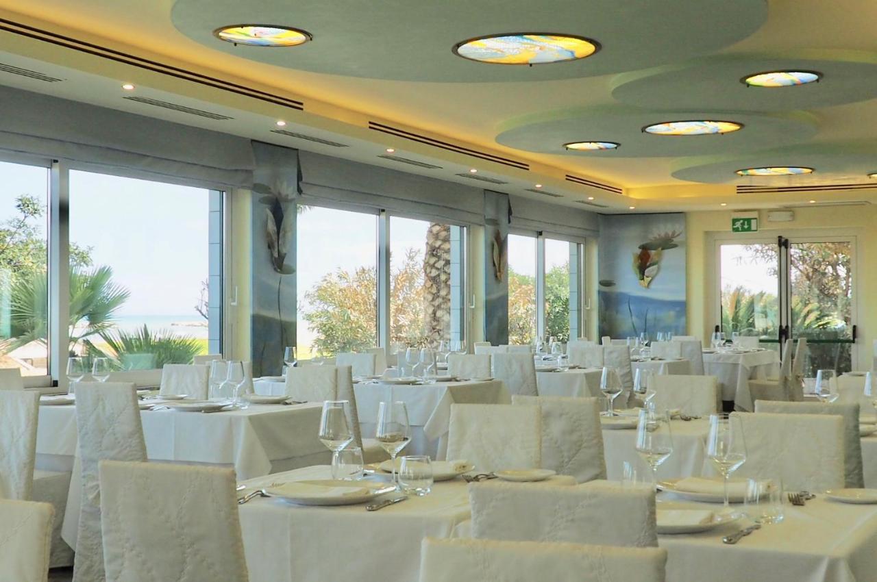 Hotel Royal Фермо Экстерьер фото
